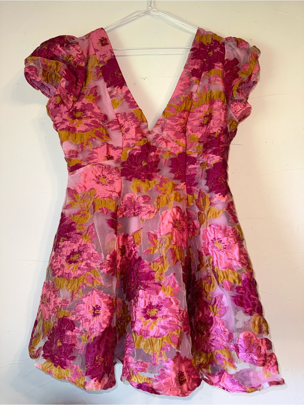 BRAILEY JAQUARD MINI DRESS PINK GOLD ORGANZA BY SHOWPO SZ 12